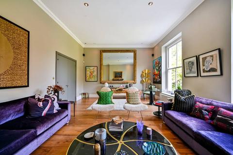 undefined, Mill Plat, Old Isleworth, Isleworth, TW7