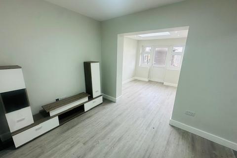 undefined, Ashford TW15