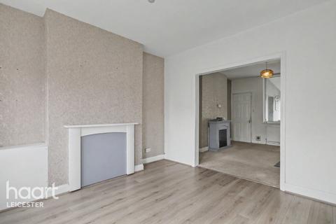 3 bedroom semi-detached house for sale, Glenfield Road, Leicester