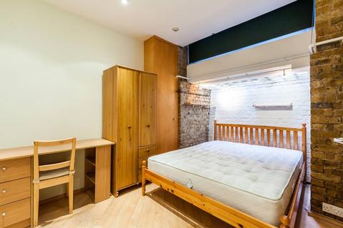 2 bedroom flat to rent, Marshalsea Road, Borough, London, SE1