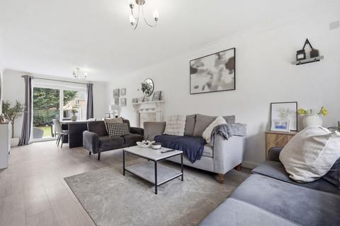 undefined, Wedgwood Way, Rochford, SS4