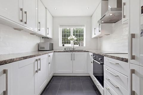 undefined, Wedgwood Way, Rochford, SS4