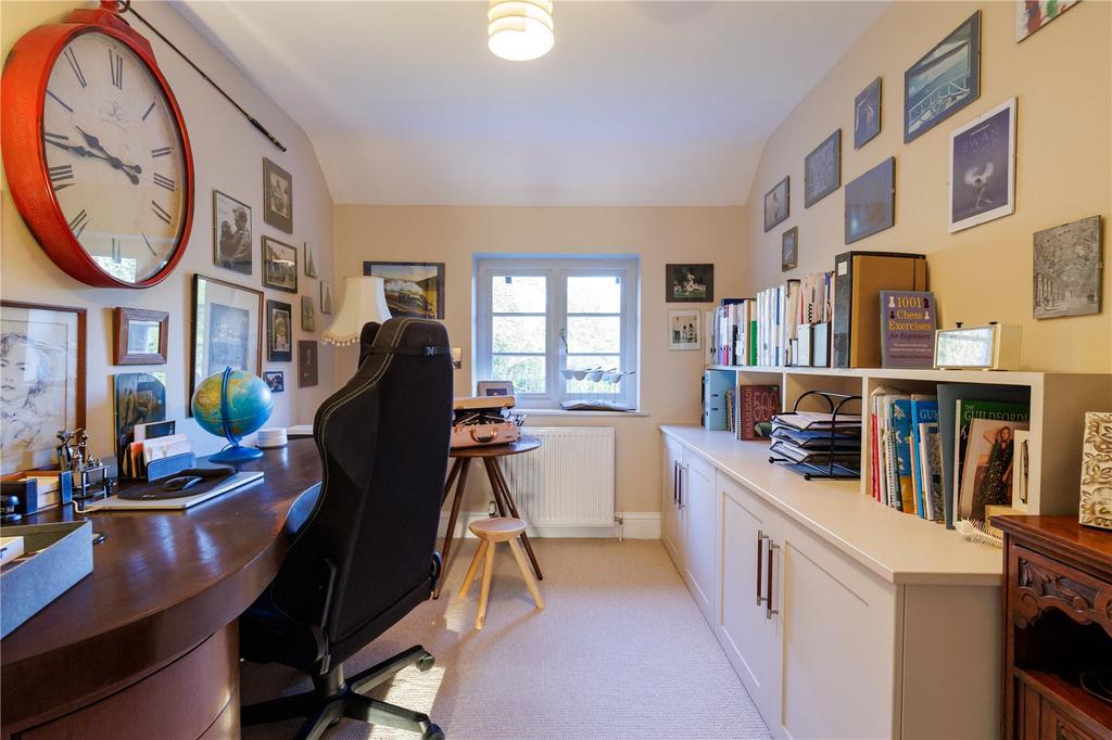 Office/Bedroom 5