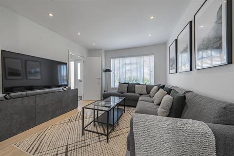 undefined, Greenacre, Windsor