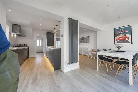 undefined, Greenacre, Windsor