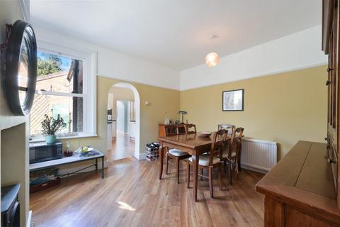 3 bedroom semi-detached house for sale, West Hill, Epsom