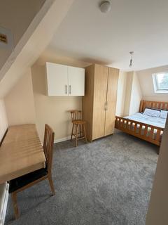 undefined, 2 Rooms Available In Woeley Castle Square, B29 5QL