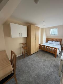 undefined, 2 Rooms Available In Woeley Castle Square, B29 5QL