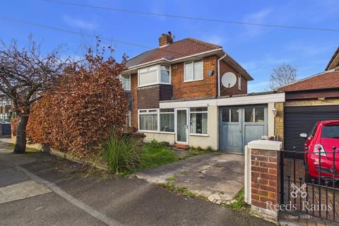 Thompson Road, Manchester M34