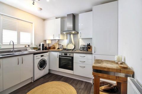 2 bedroom end of terrace house for sale, Eynesford Road, Stoke Mandeville