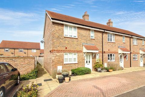 2 bedroom end of terrace house for sale, Eynesford Road, Stoke Mandeville