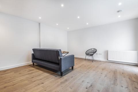 undefined, Elm Grove, Wimbledon, London, SW19