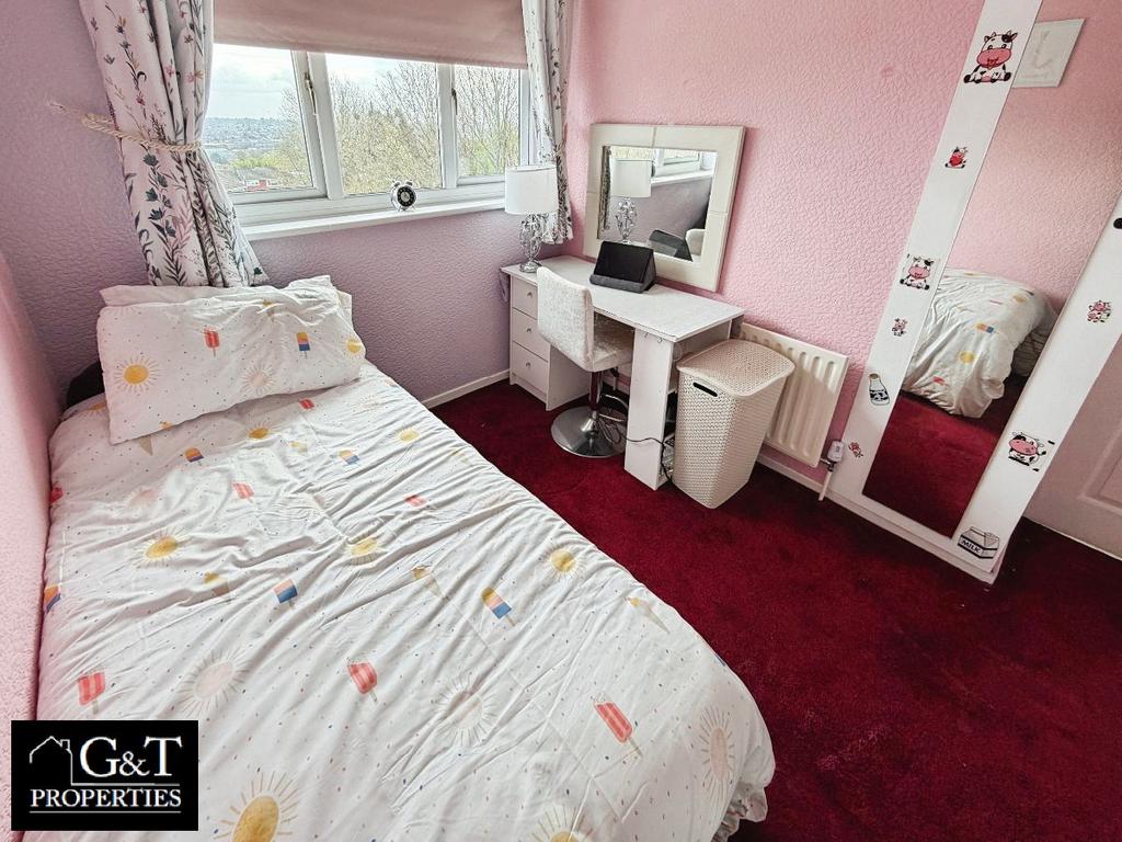 Second bedroom