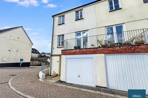 4 bedroom end of terrace house for sale, Swans Reach, Falmouth, TR11