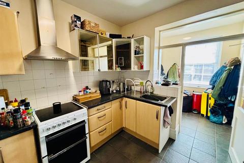 undefined, Lichfield Street, Burton Upon Trent DE14