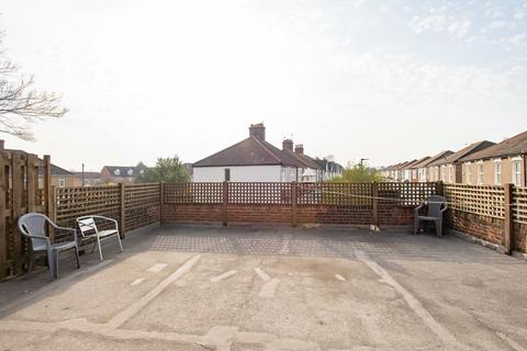 undefined, Queens Road, Welling, DA16