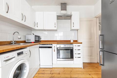 2 bedroom flat to rent, Ongar Road, London SW6