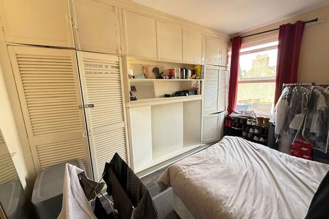undefined, 752 Holloway Road, London N19