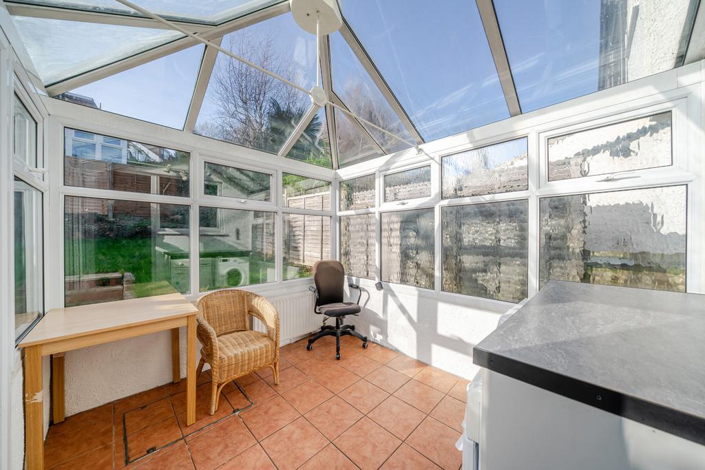 1424921-17-69a9d5...