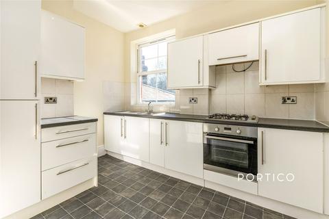 2 bedroom flat to rent, Archway Road, London, N6
