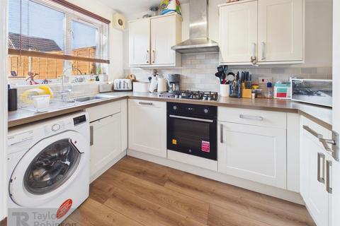 undefined, Maidenbower, Crawley