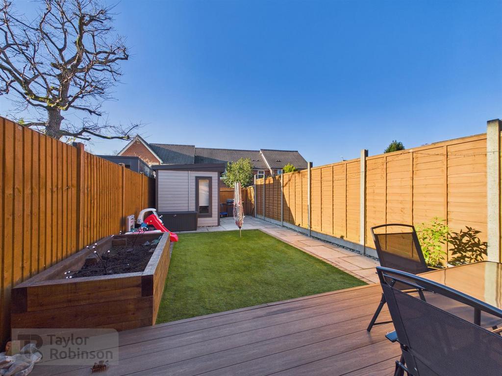 CAM02600 G0-PR0680-STILL008.jpg