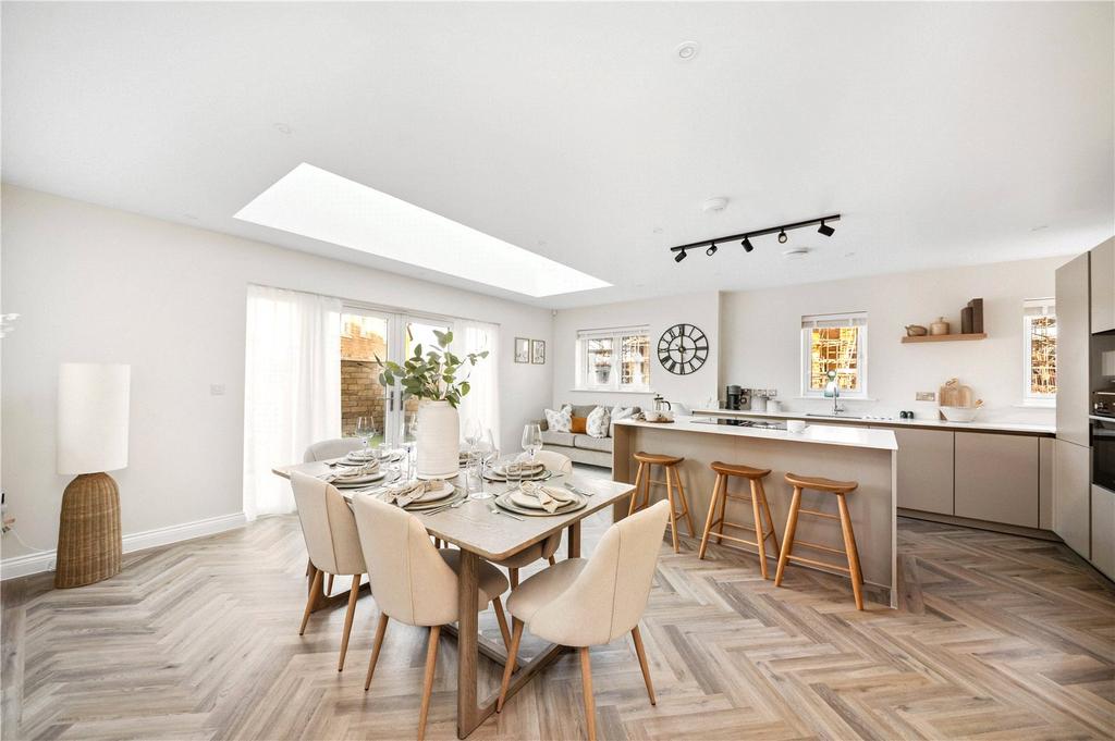 Dining Kitchen