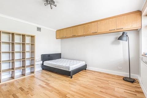 Studio to rent, Hatfields, London, SE1