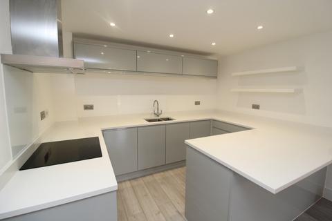 1 bedroom apartment to rent, De Paul Way, CM14
