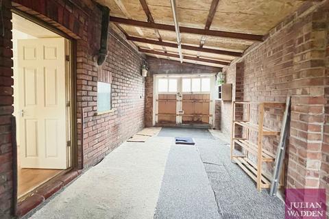 2 bedroom semi-detached house for sale, Rushton Road, Cheadle Heath, Stockport, SK3