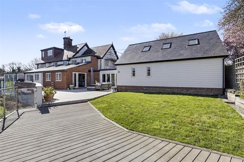 5 bedroom cottage for sale, Petts Lane, Little Walden CB10