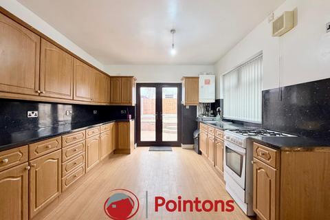 3 bedroom terraced house to rent, Nuffield Road, Wyken, Coventry