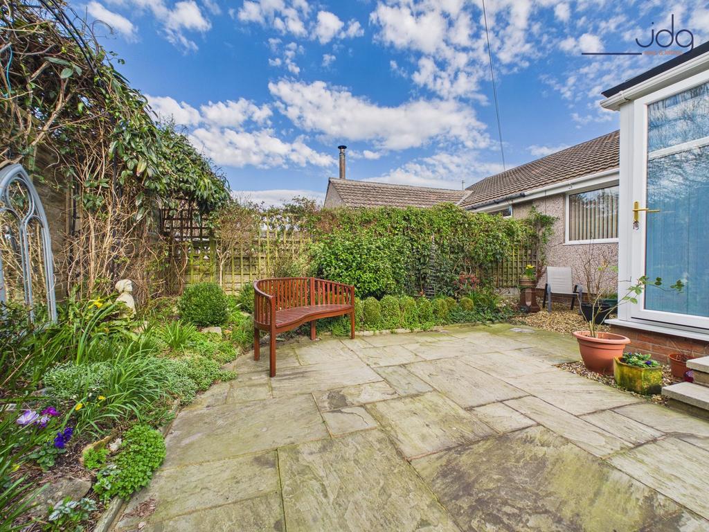 Spacious Garden with decked seating area