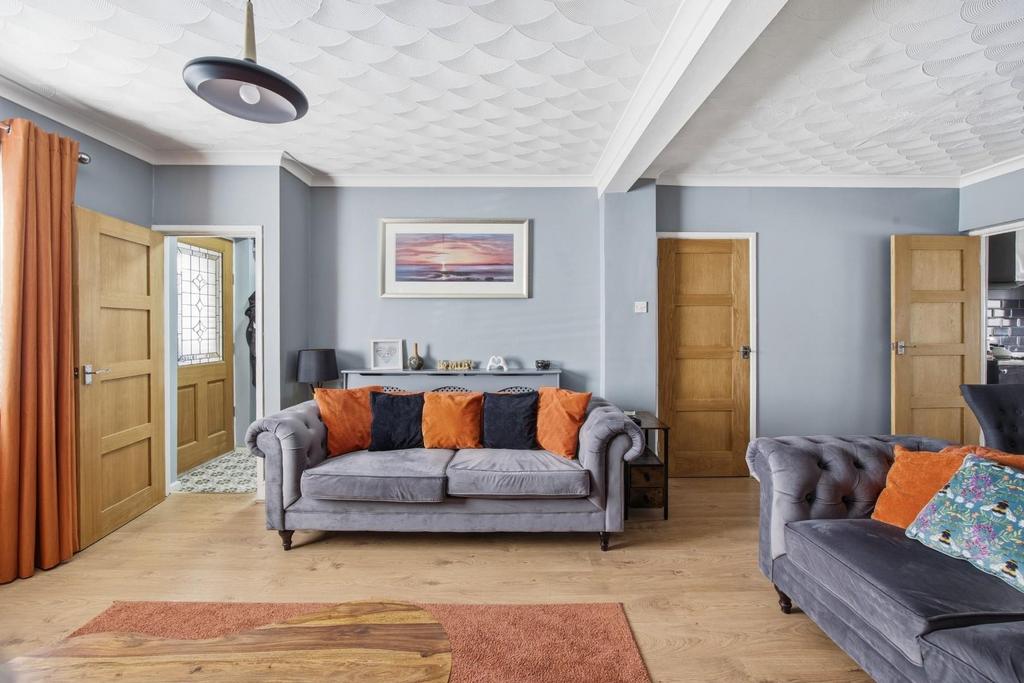 Living Room.jpg