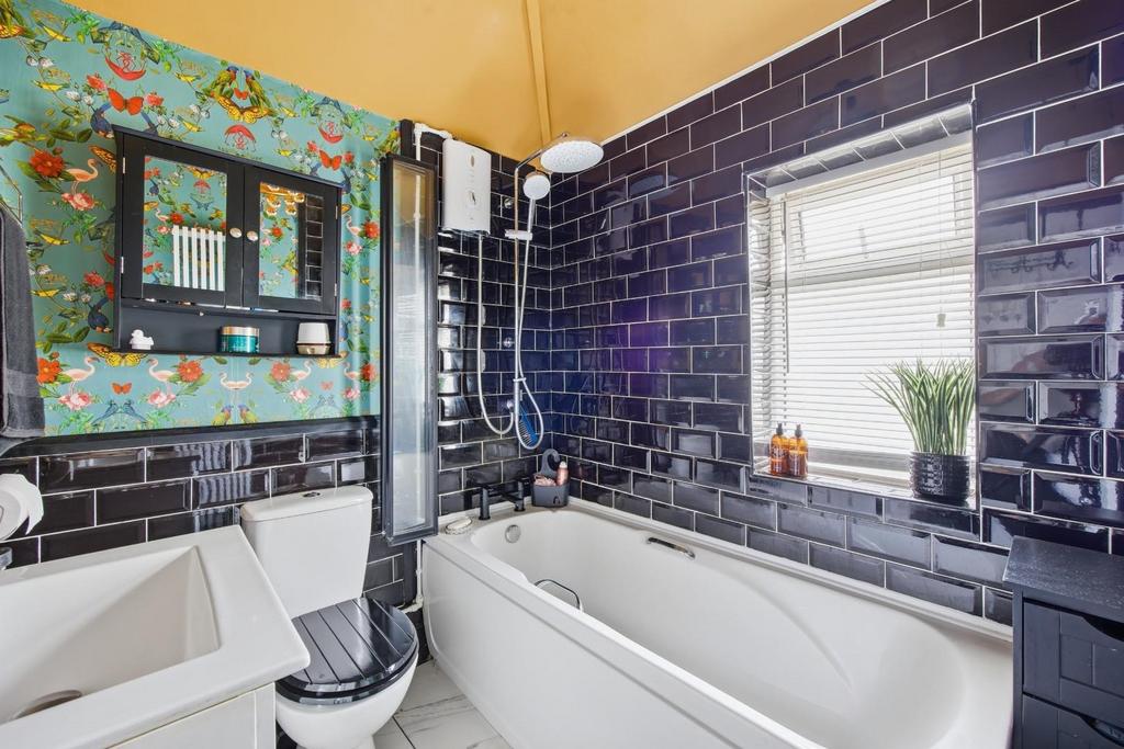 New Fosseway Road Bathroom.jpg