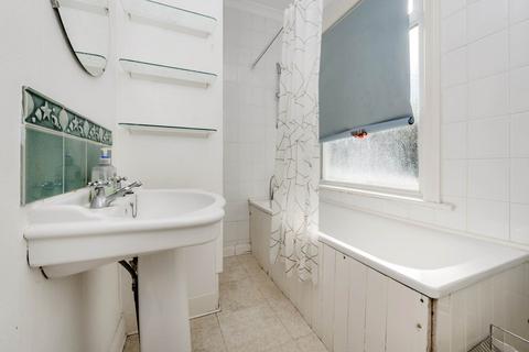 1 bedroom flat for sale, Cricklewood Lane, London NW2