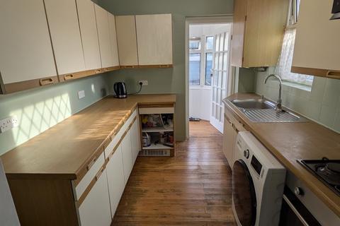2 bedroom semi-detached house for sale, Blair Avenue, London NW9
