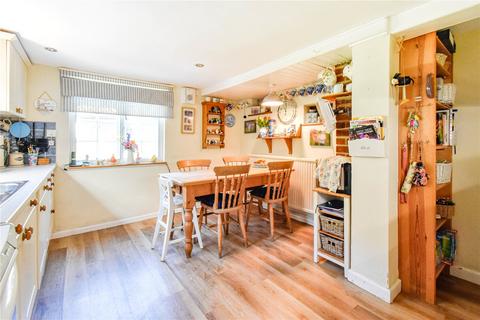 3 bedroom semi-detached house for sale, Speen Lane, Speen, Newbury, Berkshire, RG14