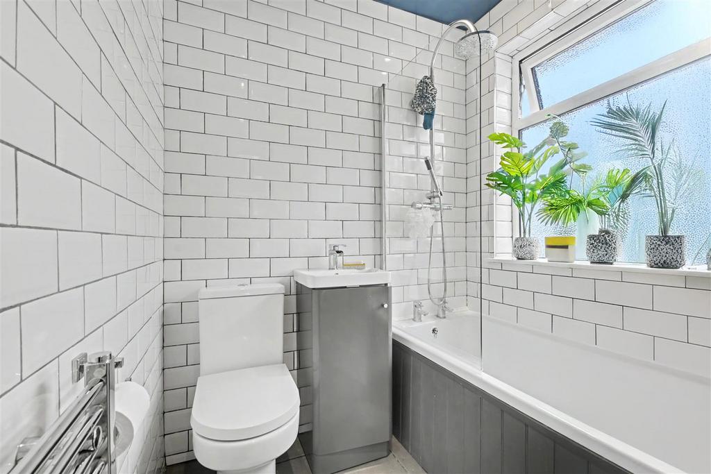 Bathroom.jpeg