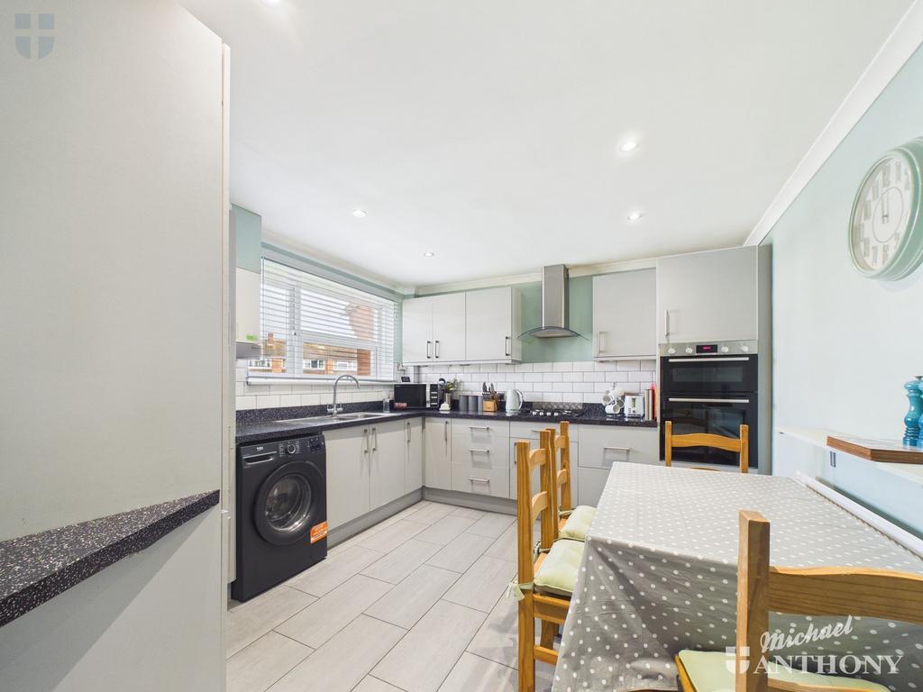 Cam03218 g0 pr0957 still007