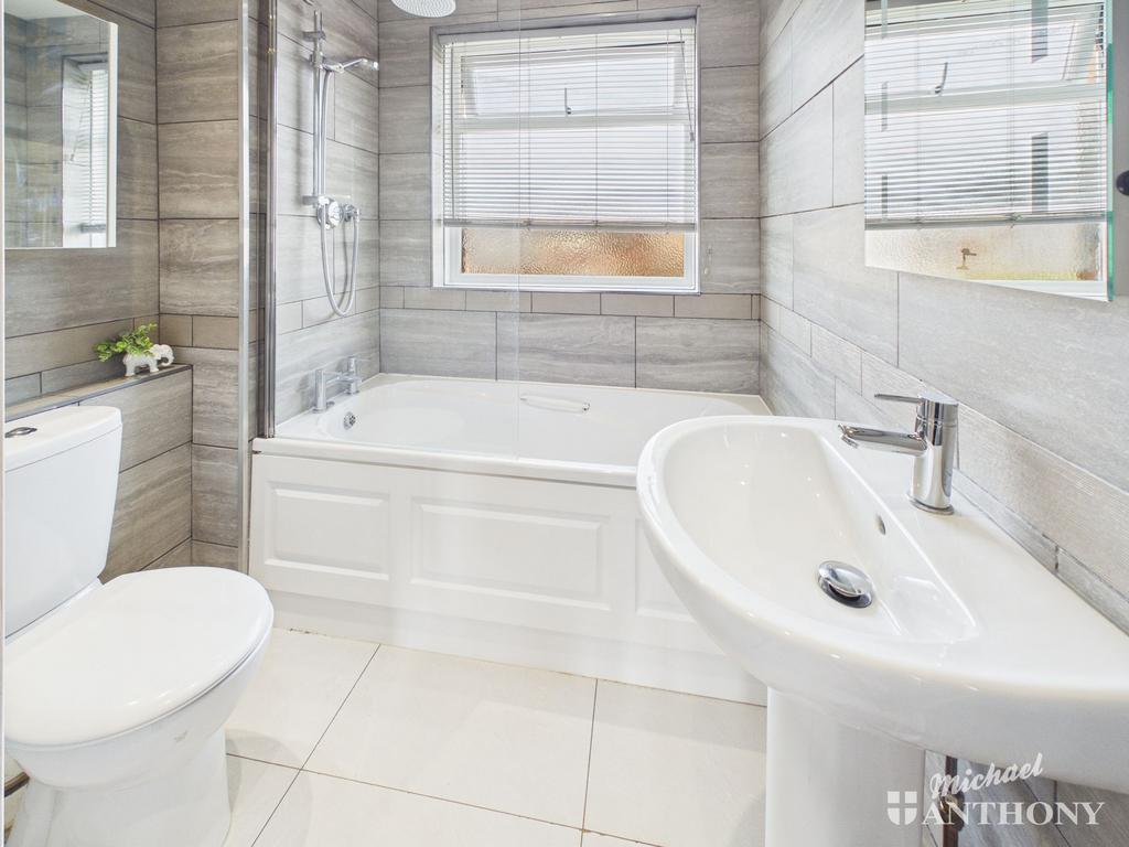 Cam03218 g0 pr0957 still005