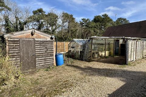 2 bedroom bungalow for sale, Elstead