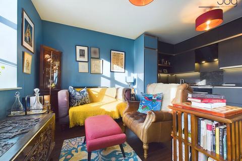 2 bedroom apartment for sale, Samuels Court, Lancaster | A truly stunning duplex apartment