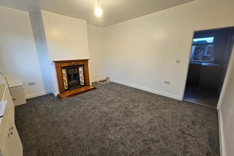 2 bedroom terraced house to rent, Atherton Road, Wigan, WN2