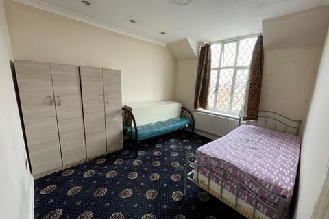 undefined, High Road, Romford, RM6