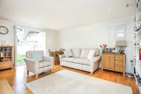 1 bedroom flat to rent, Brunswick Close, Twickenham TW2
