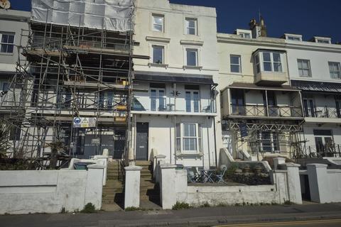 2 bedroom flat for sale, Flat 4, 6 Wellington Terrace, Sandgate, Folkestone, Kent CT20 3DY