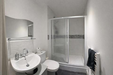 undefined, Wraysbury Drive, West Drayton, UB7