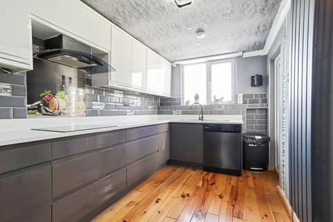 3 bedroom detached house for sale, Waterloo Road, Pudsey