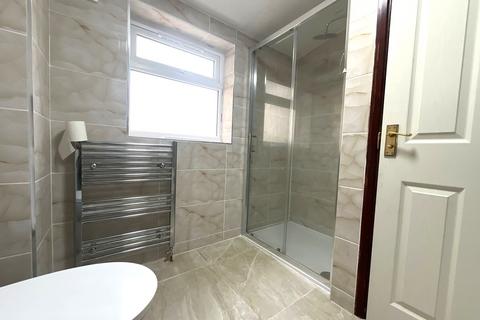 3 bedroom house to rent, Gladstone Road, WATFORD